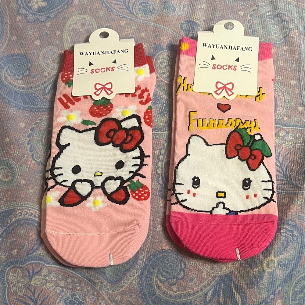 Wayuanjiafang Hello Kitty Ankle Socks Pink Strawberry 2 Pack Womens New